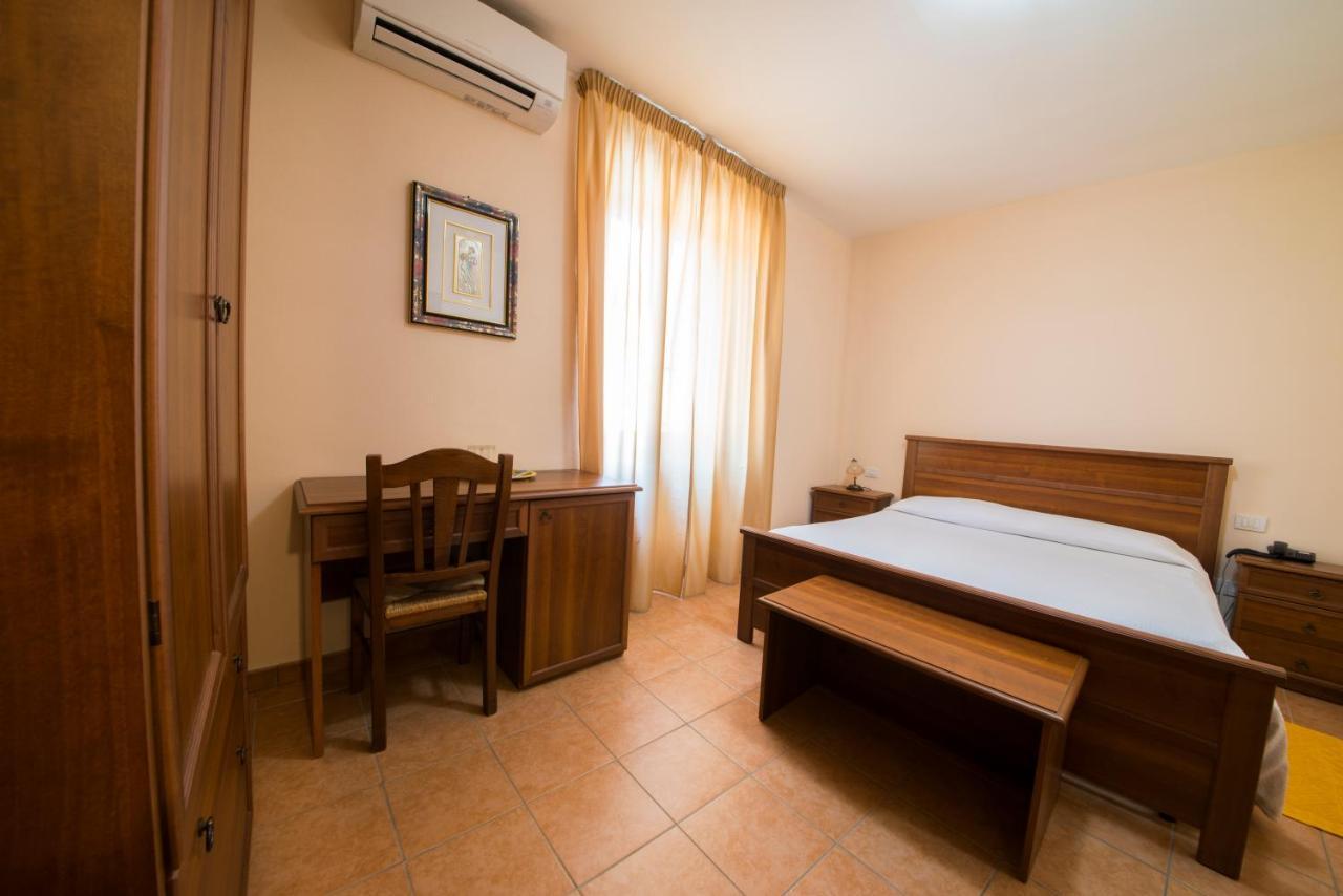 Hotel Fioriti Matelica Exterior foto
