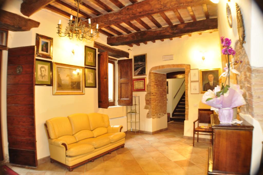 Hotel Fioriti Matelica Exterior foto